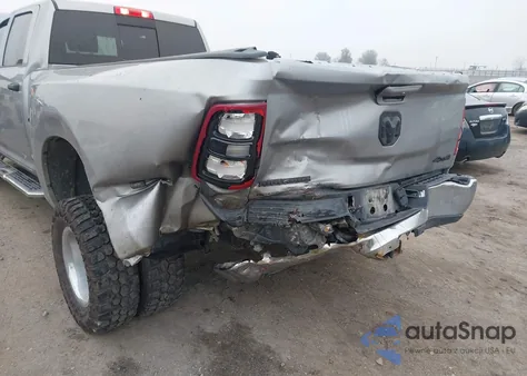 2021 Ram 3500 Tradesman 4X4 8' Box z USA, uszkodzony, nr VIN 3C63RRGL9MG618417